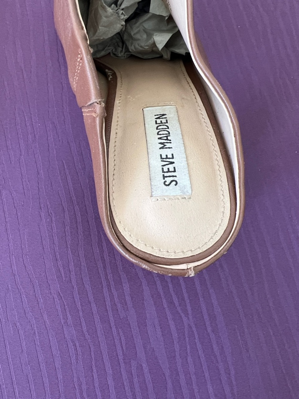 Steve Madden Tan Leather Pointed-Toe Mule Clogs - Picture 4 of 9